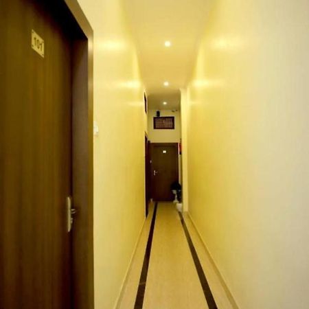 Hotel Blue Star バラナシ エクステリア 写真