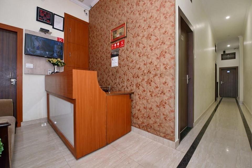 Hotel Blue Star バラナシ エクステリア 写真