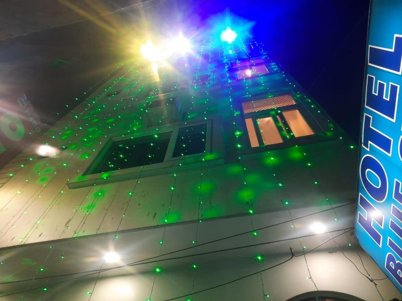 Hotel Blue Star バラナシ エクステリア 写真